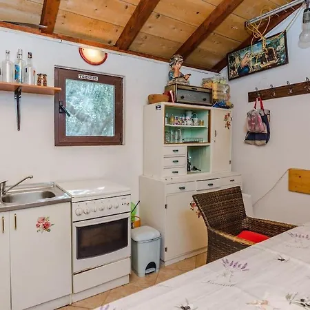 Apartment Roko - Up To 4 People With Free Parking *