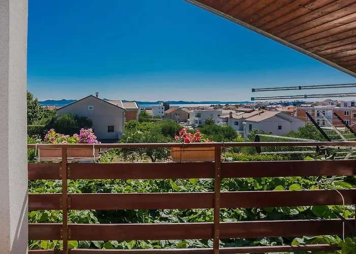Roko - Up To 4 People With Free Parking Apartment